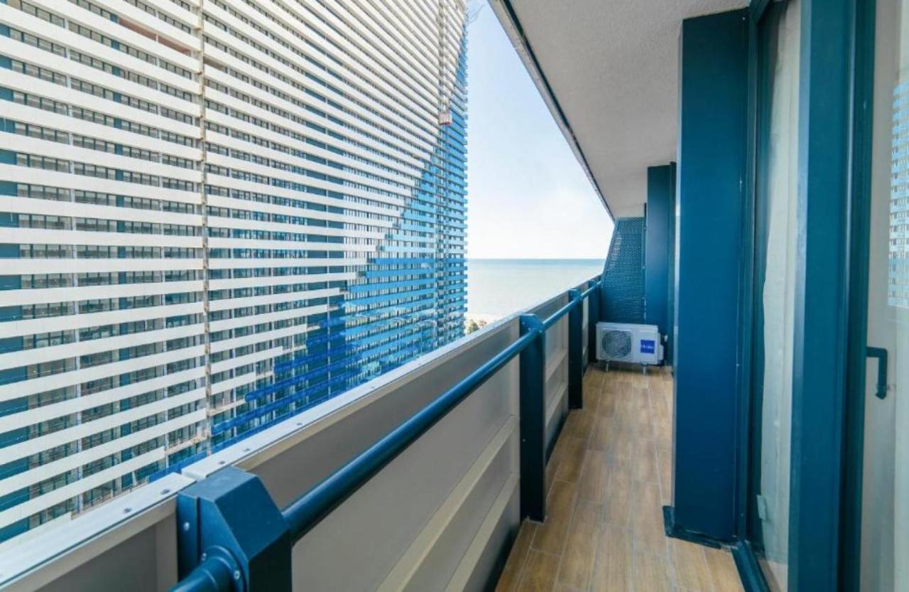 Luxury Sea View Apartments In Orbi City Batumi Exterior foto